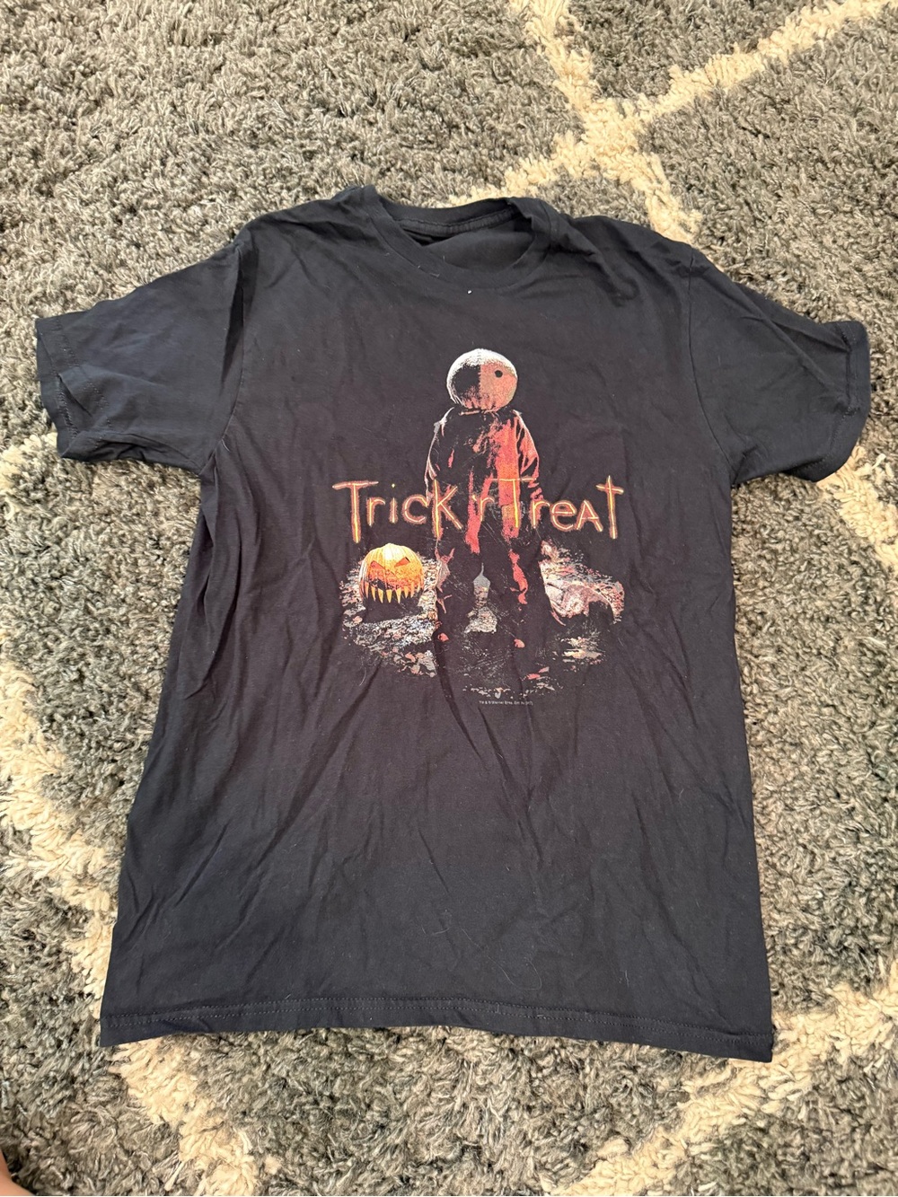 Trick R Treat shirt size small‎ EUC